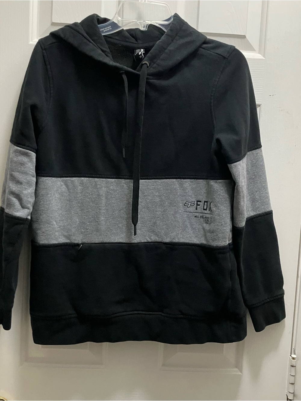 black and gray colorblock Fox Racing pullover fleece hoodie Medium